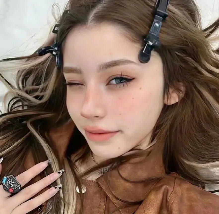 女人世上